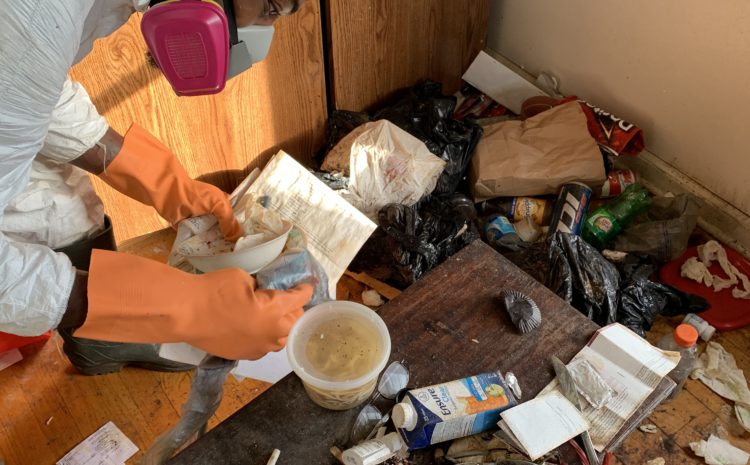  How Biohazard Cleanup Help Hoarders in New Haven County, CT 